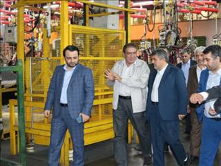 بازدید مدیرعامل بانک صادرات  از خودروسازان کرمانی